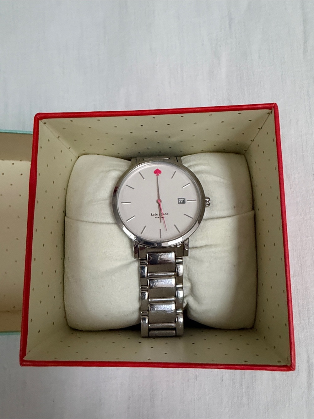 Kate Spade Gramercy Grand Women’s Watch Silver Tone EUC New Battery